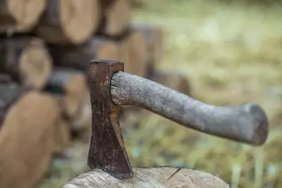 Takut dengan Kapak